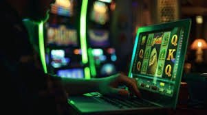 Taruhan live in-play di acc4 untuk sepak bola dan e-sports Indonesia